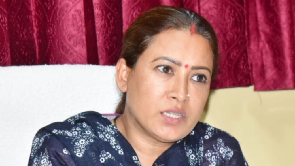 Cabinet Minister Rekha Arya. Hillvani News