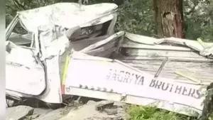 Three people died in a tragic accident. Hillvani News
