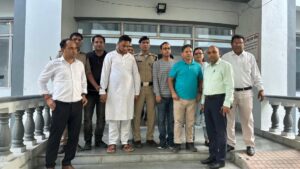 Absconding accused of tax evasion worth crores arrested.hillvani.com