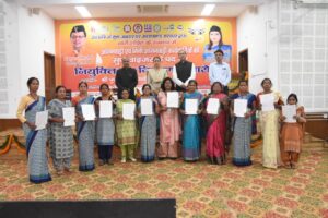 Minister Rekha Arya distributed appointment letters supervisor workers.hillvani.com