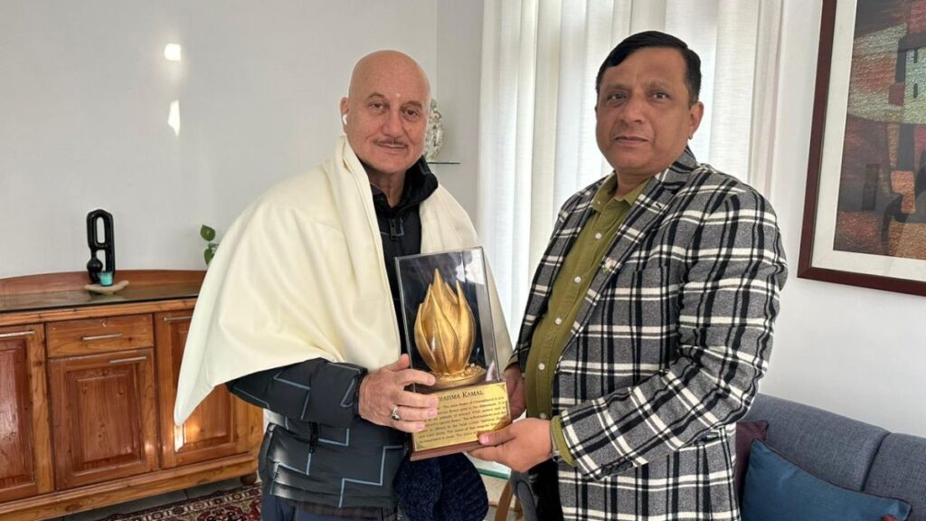 Uttarakhand Film Development Council Chief Executive Officer paid a courtesy call to film actor Anupam Kher