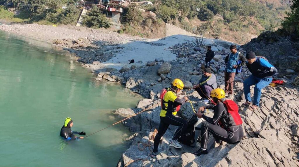 Rishikesh आने वाले पर्यटकों के हाथ लगेगी मायूसी, कई गंगा
