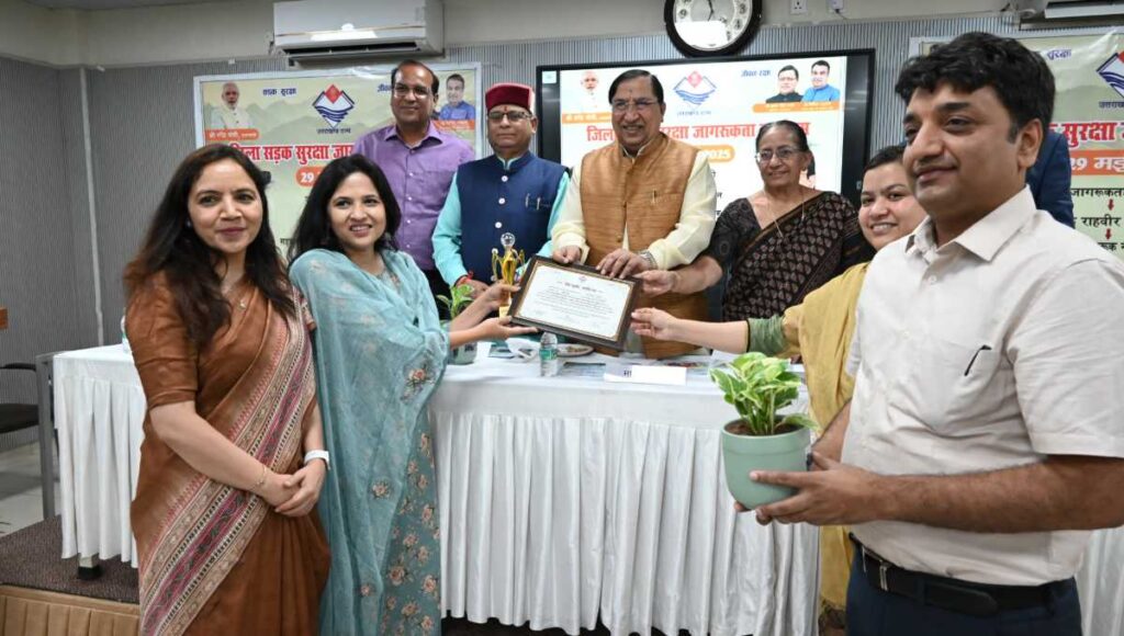 सड़क सुरक्षा को लेकर परिवहन विभाग ने आयोजित किया जन
