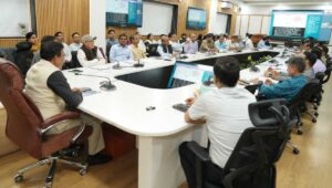 मुख्य सचिव आनंद बर्धन की अध्यक्षता में हुई महत्वपूर्ण बैठक