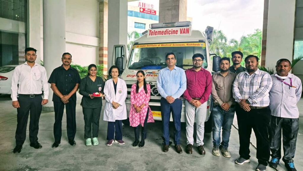 एम्स के सेटेलाईट सेन्टर में कार्यरत श्रमिकों के लिए निःशुल्क
