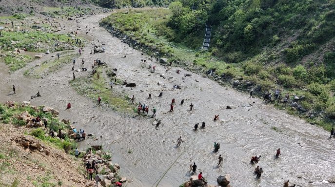 प्रसिद्ध मौण मेला इस साल भी जौनपुर क्षेत्र में पूरे
