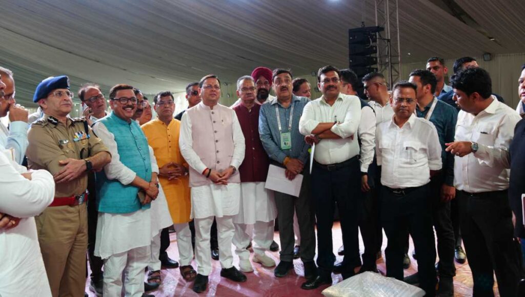 धामी सरकार मनाएगी एक लाख करोड़ की ग्राउंडिंग का उत्सव, मुख्यमंत्री ने तैयारियों को परखा