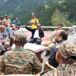 जिलाधिकारी प्रशांत आर्य ने आपदा प्रभावित क्षेत्र धराली का भ्रमण