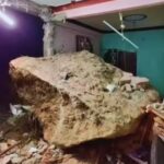 पिथौरागढ़ पिथौरागढ़ में पहाड़ से गिरा पत्थर, मकान की दीवार तोड़कर घुसा, बच्चे की मौत, चार घायलमें पहाड़ से गिरा पत्थर, मकान की दीवार तोड़कर घुसा, बच्चे की मौत, चार घायल