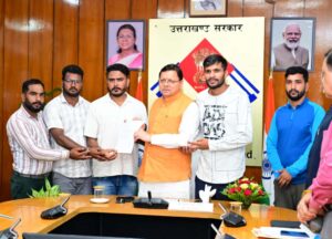 बेरोज़गार संघ के अध्यक्ष राम कंडवाल के नेतृत्व में एक प्रतिनिधिमंडल ने मुख्यमंत्री से भेंट की