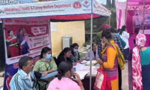 125 की हुई जांच, मेडिकल कॉलेज श्रीनगर की विशेषज्ञ टीम ने दी सेवा