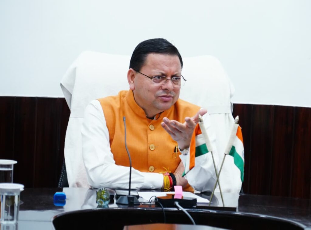 सीएम धामी ने श्रमवीरों के कल्याण के लिए ₹11 करोड़