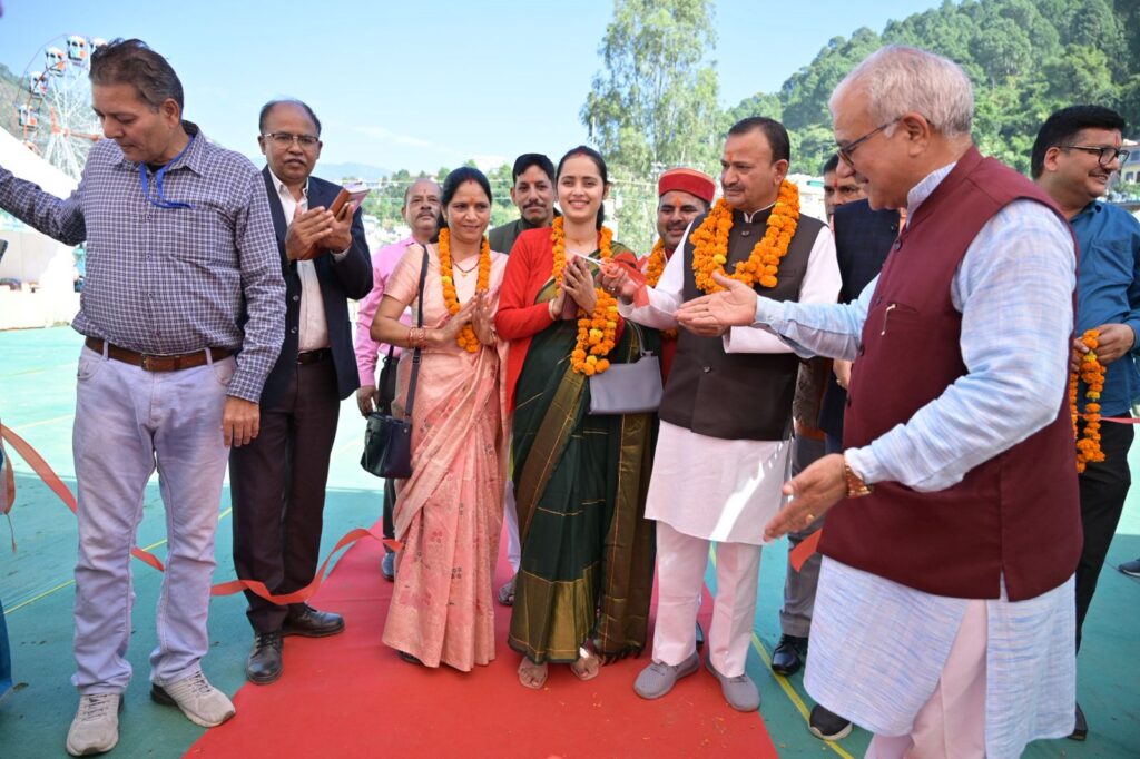 रुद्रप्रयाग में सहकारिता मेला 2025 का तीसरा दिन रहा आकर्षण का केंद्र