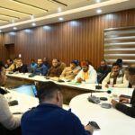 शीतकालीन चारधाम यात्रा तैयारियों की समीक्षा,मूलभूत सुविधाओं को सुदृढ़ करने पर जोर