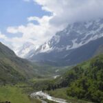 उत्तराखंड के पर्वतीय क्षेत्रों में शीतलहर ने बढ़ाई ठंड, अगले