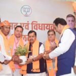 केंद्र और राज्य सरकार की उपलब्धियां जन-जन तक पहुंचाने पर जोर…