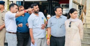 तहसील चौक सड़क चौड़ीकरण में तेजी, डीएम ने किया निरीक्षण…
