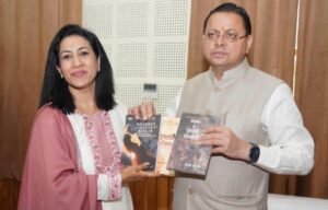 सीएम धामी से मिलीं साहित्यकार डॉ. योजना साह जैन, तीन साहित्यिक कृतियां भेंट कीं…