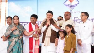 रामपुर तिराहा के अमर बलिदानियों को धामी ने दी श्रद्धांजलि…