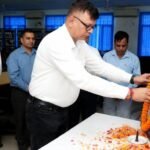 सूचना एवं लोकसंपर्क विभाग में गांधी और शास्त्री को श्रद्धांजलि…